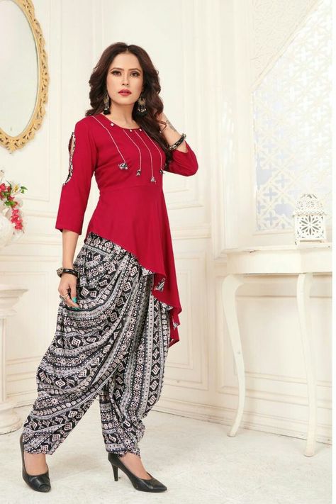 Couture Dresses Gowns, Indian Dress Up, Patiyala Dress, Stylish Kurtis Design, Fancy Outfit, Outfit Collection, Kurti Designs Party Wear, Kids Designer Dresses, Stylish Party