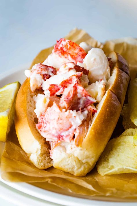 How to Make a Lobster Roll - Cook Fast, Eat Well Lobster Rolls Recipe, Toasted Hot Dog Buns, How To Make Lobster, Lobster Roll Recipe, Seafood Lobster, Lobster Roll Recipes, Hot Dog Bun, Banana French Toast, Recipes Seafood