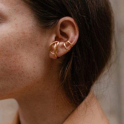 Lobe Cuff, Jewelry Aesthetic Gold, Ear Cuff Jewelry, Aesthetic Gold, Ear Climber, Gold Rope Chains, Cuff Jewelry, Jewelry Workshop, Ear Climbers