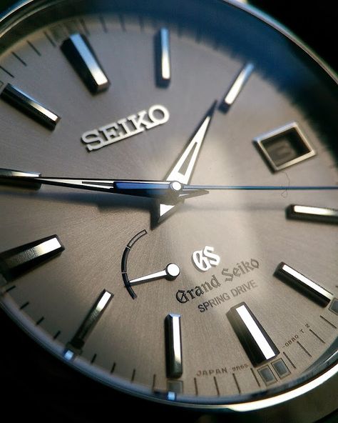 Seiko Spring Drive, Vintage Seiko Watches, Big Wall Clocks, Spring Drive, Grand Seiko, Vintage Watches For Men, Seiko Watches, Hi Guys, Luxury Watches For Men