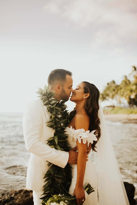 Polynesian Wedding, Jessi Malay, Hawaii Beach Wedding, Wedding Sunset, West Maui, Tropical Hawaii, Hawaii Elopement, Hawaiian Wedding, Maui Weddings