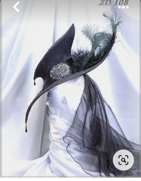 Bat Hat, Mad Hat, Funky Hats, Victorian Hats, Mad Hatter Hats, Steampunk Hat, Crazy Hats, Crafts Halloween, Fairy Clothes