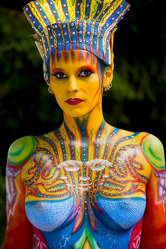 BODY PAINTING 2013 Easy Body Painting, Paint On Body Photography, Back Body Art Paint, Full Body Paintings Models, Body Paintings Female, Body Paintings Female Photoshoot, Editorial Body Painting, Body Paintings Female Model, Body Paintings