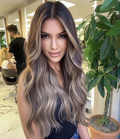 Ash Blonde Teasy Lights With Shadow Root, Hair Colour 2023, Shadow Balayage, Cool Toned Brunette, Balayage Hair Brown, Brown And Blonde, Perfect Blonde Hair, Bombshell Hair, Bronde Hair