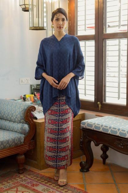 Raya 2023, Eid Fashion, Lace Kaftan, Modest Girl, Kota Bharu, Indonesian Batik, Humid Weather, Modest Wear, Nursing Friendly