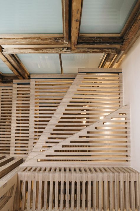 Landscape Urbanism, Stairs Stringer, New Staircase, Open Staircase, Stair Landing, Stair Case, Wooden Stairs, London House, Brick Facade