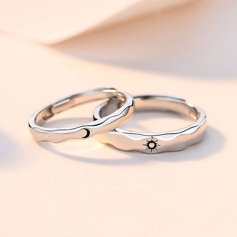 Sun Moon Couple, Couple Rings Silver, Moon Couple, Male Ring, Matching Promise Rings, Cute Promise Rings, Best Friend Rings, Matching Couple Rings, Alcohol Pads