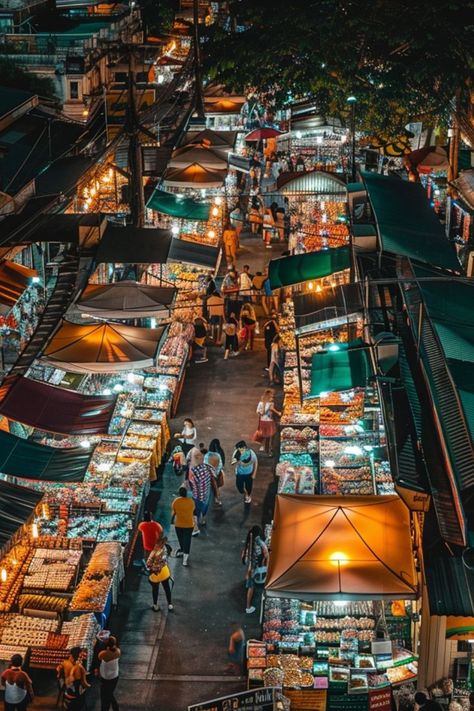 Experience the Buzz of Bangkok's Night Markets 🏮✨ Dive into the lively atmosphere of Bangkok's night markets. From Chatuchak to Asiatique, enjoy street food, local crafts, and unique shopping experiences. 🌃🇹🇭 #Bangkok #NightMarkets #UrbanAdventure #TravelInspiration Bangkok Market, Street Food Thailand, Bangkok Photos, Chatuchak Market, Bangkok Food, Street Food Market, Top Places To Travel, Night Market, Local Crafts