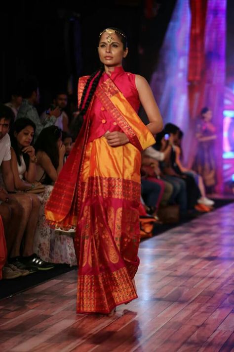 Sanjukta Dutta, an Assamese designer, is one designer who has been increasingly gaining the reputation for keeping the Assamese traditional attire 'Mekhela Chador' alive. She recently showcased her collection at the India Beach Fashion Week 2016 (IBFW), in Goa on 21st May 2016. #MekhelaChador #TraditionRedesigned #IndiaBeachFashionWeek Mekhela Chador, Summer Bride, Fashion Week 2016, Beach Fashion, Indian Summer, Traditional Attire, Traditional Sarees, Indian Designer, Indian Designer Wear