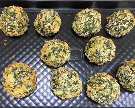 Mozzarella Balls Recipe, Spinach And Mozzarella, Spinach Balls, Baked Spinach, Mozzarella Balls, Healthy Baked, Summer Stuff, Cheese Ball Recipes, Fresh Spinach