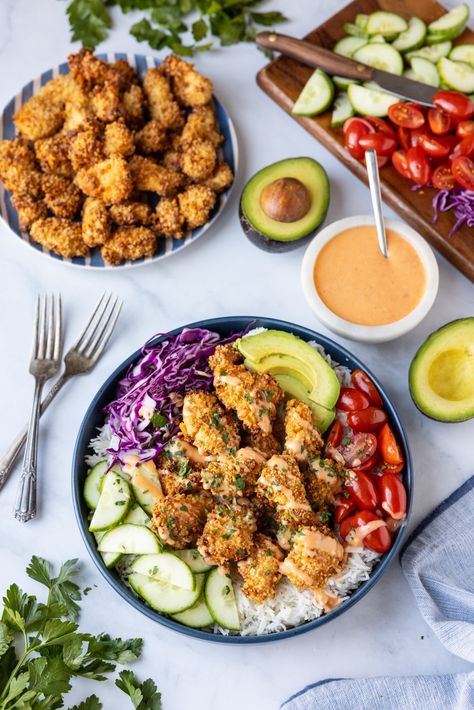 Bang Bang Chicken Bowl, Bang Bang Chicken, Skillet Dinner Recipes, Chili Sauce Recipe, Chicken Rice Bowls, Chicken Tenderloins, Skillet Dinners, Chicken Bowl, Chicken Rice