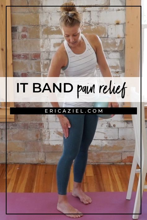 Someone reached out to me and asked for tips on how to heal and avoid IT band pain...so that's EXACTLY what I'm doing for you in this 4-minute video! Because honestly ladies, I’ve trained enough women to understand what IT band pain is, how to minimize it and how to avoid it. Before you get to healing IT band pain, you have to get to what is causing your IT band pain. It Band Pain, Tight It Band, Iliotibial Band, How To Relax Yourself, It Band Stretches, Knee Pain Exercises, Baby Feeding Schedule, Back Stretches For Pain, Hip Flexor Stretch