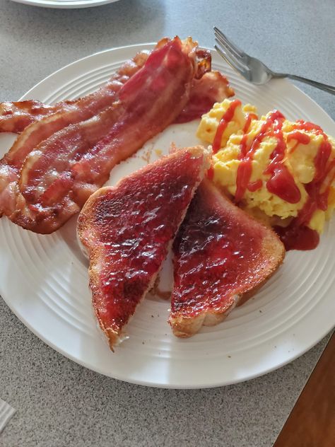 Bacon eggs and grape jelly toast anybody? #food #meal #foods #healthyfood #keto Jelly Toast Aesthetic, Jelly Toast, Bacon Eggs, Grape Jelly, Egg Toast, Bacon Egg, Food Drinks, Jelly, Bacon