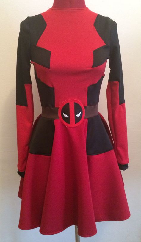 Deadpool dress                                                                                                                                                                                 Más Geek Outfits, Marvel Merch, Marvel Dress, Deadpool Costume, Deadpool Cosplay, Super Hero Shirts, Nerdy Outfits, Geek Clothes, Marvel Clothes