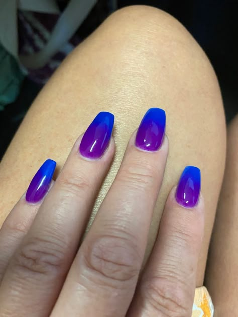 Royal Blue And Purple Ombre Nails, Summer Nail Ideas 2023 Purple, Purple And Navy Blue Nails, Neon Blue And Purple Nails, Blue And Purple Nails Designs Simple, Bold Purple Nails, Blue And Purple Ombré Nails, Summer Nails Blue And Purple, Blue And Purple Ombre Nails Acrylic