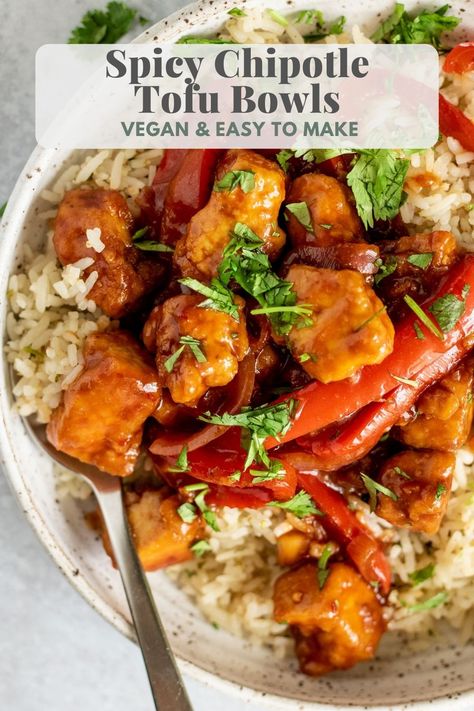 Saucy and Spicy Chipotle Tofu Bowls for a quick and easy weeknight dinner. This meal uses oven roasted crispy tofu tossed in a delicious zesty chipotle lime sauce. Chipotle Tofu Tacos, Tofu Sauces, Chipotle Lime Sauce, Vegan Entree Recipes, Chipotle Tofu, Tofu Bowls, Tofu Bowl, Veggie Bowls, Healthy Vegan Dinner Recipes