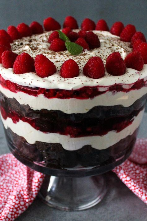 Chocolate Raspberry Creme Trifle Trifle Raspberry, Southern Living Chocolate Trifle, Raspberry Trifle Desserts, Raspberry Brownie Trifle, Easy Chocolate Trifle, Chocolate Raspberry Trifle, Chocolate Raspberry Trifle Recipes, Chocolate Cherry Trifle, Raspberry Truffle