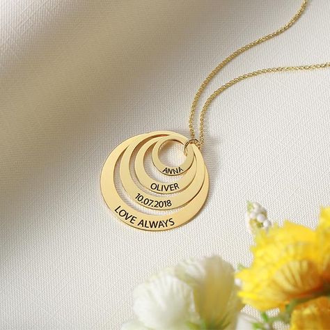 Short Phrases, Mommy Necklace, Jewelry Knowledge, Necklace Chain Types, Expensive Jewelry Luxury, Baby Planning, Jewelry Luxury, Circle Ring, Classy Jewelry