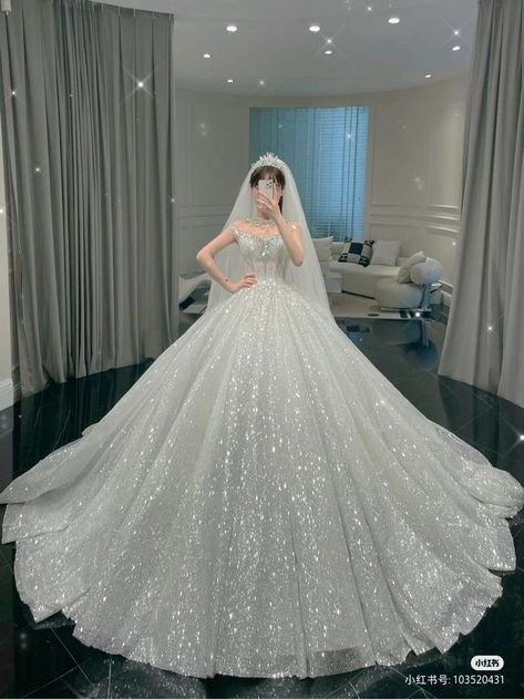 Bride Dress Aesthetic, Disney Fairytale Wedding Dress, Korean Wedding Dress, Pretty Quinceanera Dresses, Fairy Tale Wedding Dress, Gowns Dresses Elegant, Pretty Wedding Dresses, Princess Ball Gowns, Dream Wedding Ideas Dresses