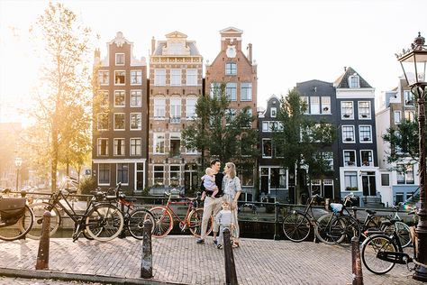 Amsterdam Photoshoot, Fun Family Photoshoot, Amsterdam Photos, Pretty Photography, 2024 Ideas, Norway Travel, Amsterdam Travel, Fun Family, Safe Space