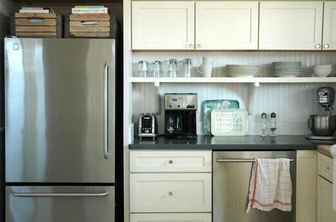 Under Cabinet Shelf, Farmhouse Backsplash, Beadboard Backsplash, Country Kitchens, Small Kitchen Storage, French Country Kitchens, Herringbone Backsplash, Eclectic Kitchen, Blue Cabinets