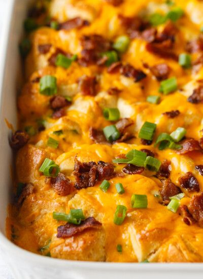 The Best Breakfast Recipes - Simply Stacie Egg Biscuit Casserole, Biscuits And Bacon, Breakfast Casserole With Bacon, Grand Biscuit Recipes, Casserole With Bacon, Biscuit Casserole, Easy Breakfast Casserole Recipes, Egg Biscuits, Sausage Soup Recipes