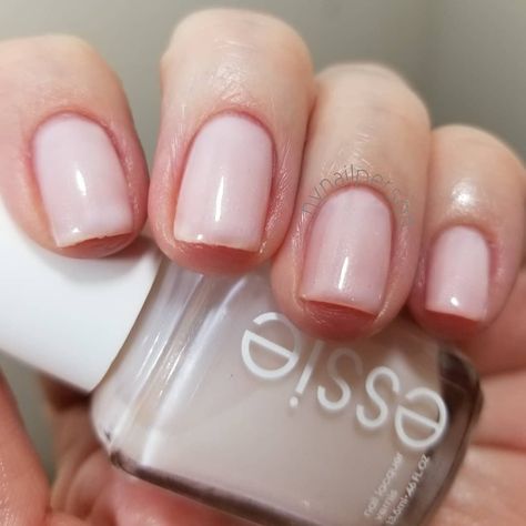 Essie - Sheer Luck - Celebration Moments Collection - 3.31.19 Essie Sheer Luck, Cute Short Natural Nails, Essie Sheer, Elf Nail Polish, Sheer Nail Polish, Short Natural Nails, Nails Essie, Sheer Nails, Nail Polish Swatches