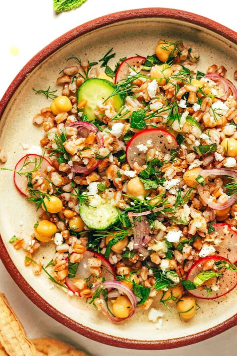 Spring Farro Salad | Gimme Some Oven Farro Salad Recipes, Farro Recipes, Seasonal Veggies, Spring Veggies, Grilled Halloumi, Farro Salad, Gimme Some Oven, Lemon Vinaigrette, Spring Salad