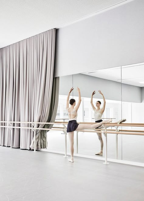 Ballet Room, Dance Studio Design, Dance Studio Decor, Home Dance Studio, Yoga Studio Design, Ballet Studio, Australian Ballet, Dance Rooms, Ballet Pictures