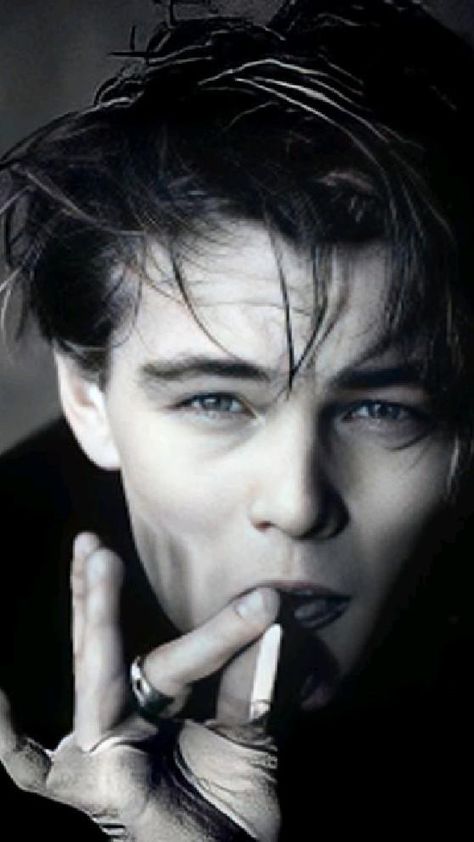 Leonardo Dicaprio 90s, Young Leonardo Dicaprio, 얼굴 그리기, Leo Dicaprio, Foto Art, 인물 사진, Soft Grunge, Leonardo Dicaprio, Johnny Depp