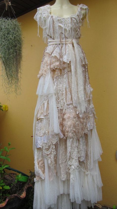 Gift Stores, Shabby Chic Clothes, Dress Couture, Bohemian Dresses, Beauty Dress, Vestidos Vintage, Mode Vintage, Vintage Bohemian, Dress Vintage