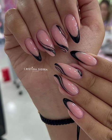 Marin Nails, Nail Goals, Gel Toe Nails, Fancy Nails Designs, Gel Nails Diy, Work Nails, Fall Acrylic Nails, Black Nail Designs, Gel Tips