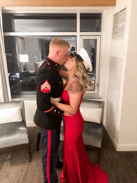 Red Marine Corps Ball Dress, Marine Wife Aesthetic, Marine Corps Graduation Outfit, Marine Corp Ball Hairstyles, Military Ball Aesthetic, Dress Blues Marines Wedding, Marine Couple Pictures, Marine Corps Ball Hairstyles, Marine Corp Aesthetic