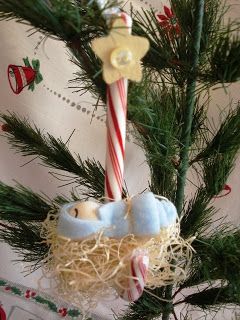 Indulge Your Shelf: Baby Jesus Candy Cane Christmas Ornament How-To Jesus Candy Cane, Church Ornaments, Advent Family, Baby Jesus Ornament, Mountain Christmas, Advent Crafts, Mops Crafts, Family Ministry, Jesus Crafts