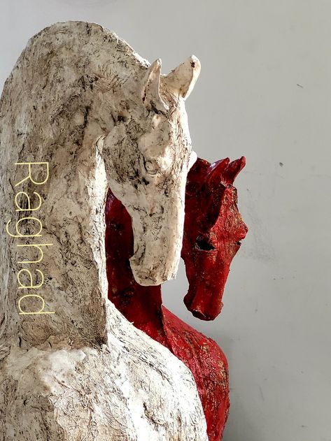 Park Sculpture, Abstract Horse Art, Paper Mache Dolls, Abstract Horse, Plaster Sculpture, Cardboard Sculpture, Horse Artwork, Paper Mache Crafts, Raku Pottery