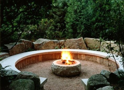 Martha Stewart's Maine House - Connecticut in Style Outdoor Fire Pit Seating, Martha Stewart Home, Fire Pit Landscaping, Backyard Fireplace, Fire Pit Seating, Fire Pit Area, Backyard Fire, Backyard Living, Desert Island