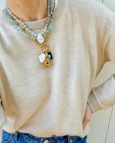 Statement Jewelry Outfit, Lisa Allen, Lizzie Fortunato, Beaded Jewels, Daily Fashion, Statement Jewelry, Gemstone Necklace, Gemstone Beads, Charm Necklace