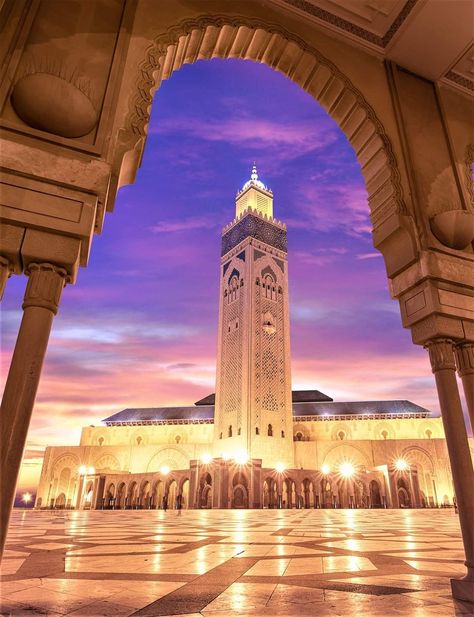 Morocco Aesthetic, Travel Morocco, Morocco Tours, Visit Morocco, Morocco Travel, Countries Around The World, Islamic Architecture, Travel Agency, Casablanca