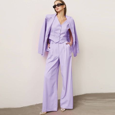 HEYMIMISISTERS - Etsy Sweden Purple Monochrome Outfit, Prom Pantsuit, Womens Suit Outfits, 3 Piece Suit Women, Lilac Pants, Formal Pantsuit, Suit Palazzo, Bridesmaid Suits, Suit Dress Women