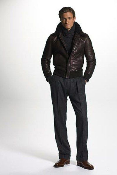 Ralph Lauren Fall 2005 #Menswear Collection - Vogue #fashion #männermode #ralphlauren Leather Jacket Outfit Men, Mens Rugged, Leather Jacket Men Style, Ralph Lauren Fall, Ralph Lauren Menswear, Leather Jacket Style, Ralph Lauren Style, Leather Jacket Outfits, Men's Leather Jacket