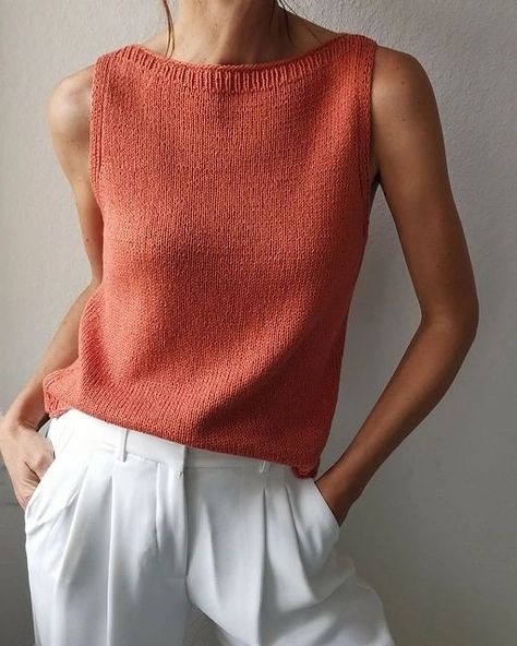 Knit Tank Top Pattern, Summer Knitting Patterns, Knit Top Patterns, Summer Knit Tops, Womens Knitting Patterns, Tank Top Pattern, Summer Sweater, Crochet Things, Knit Tops