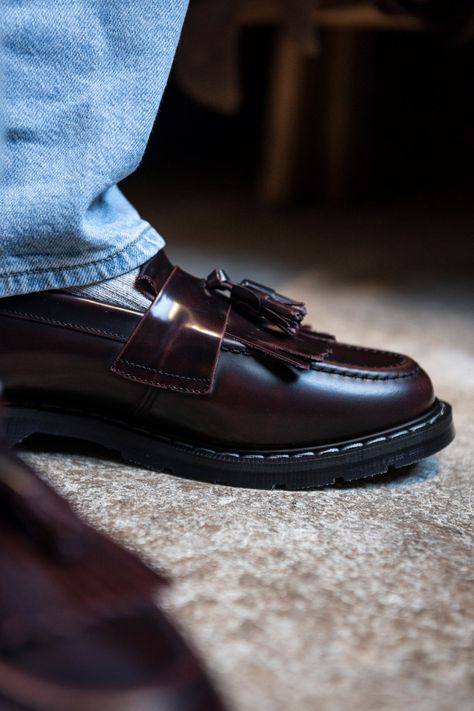 Burgundy Rub-Off is one of our favourite leather finishes in the Solovair Classic collection.  A time consuming but rewarding process in the Shoe Room, the two tone colour effect has a darker top coat and is produced by hand in the NPS factory.  Available in the 8 Eye Derby Boot, Dealer Boot and Tassel Loafer plus more.  #solovair #burgundy #ruboff #solovairclassics #derbyboots #dealerboots #tasselloafers #madeinengland #goodyearweltedfootwear #wollaston #northamptonshire Solovair Loafers, Colour Effect, Shoe Room, Tassel Shoes, Tassel Loafers, Goodyear Welt, Color Effect, Over The Top, The 8