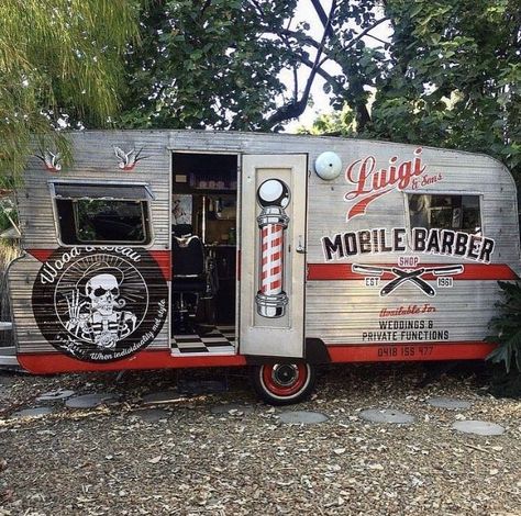 Mobile Barber Shop, Mobile Hair Salon, Mobile Beauty Salon, Mobile Barber, Mini Boutique, Barbershop Design, Barber Shop Decor, Mobile Home Living, Salon Suites