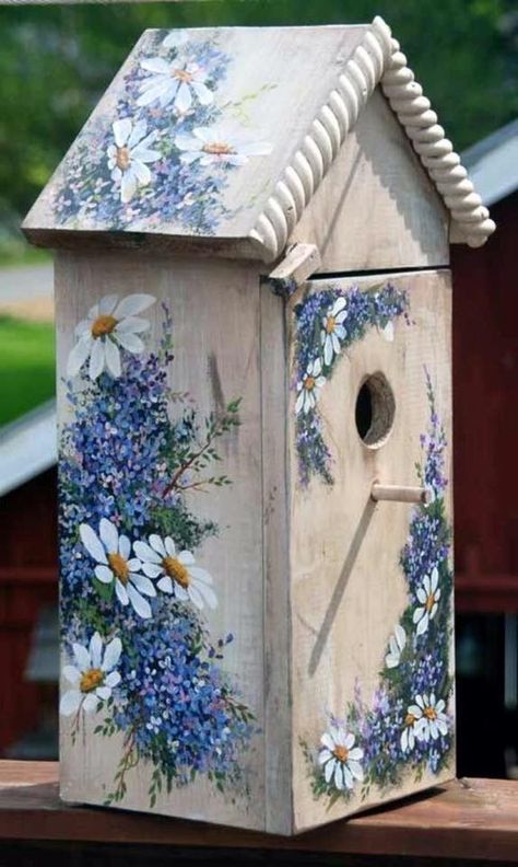 Bird House Painted, Hand Painted Birdhouses, Homemade Bird Houses, Birdhouse Craft, Easy Elf, Bird Houses Ideas Diy, Beautiful Birdhouses, Bird House Feeder, Wooden Bird Houses