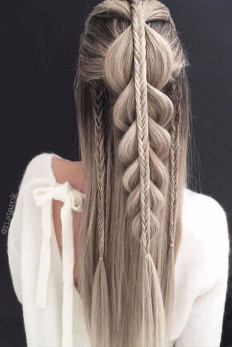 33 Cool Winter Hairstyles for the Holiday Season ★ Winter Hairstyles Ideas for Long Hair Picture 1 ★ See more: http://glaminati.com/cool-winter-hairstyles-holiday/ #hairstyleideas #braidstyles #braidhair Unique Wedding Hairstyles, Elegant Wedding Hair, Fishtail Braid, Best Wedding Hairstyles, Penteado Cabelo Curto, Creative Hairstyles, Braids For Long Hair, Winter Hairstyles, Grunge Hair