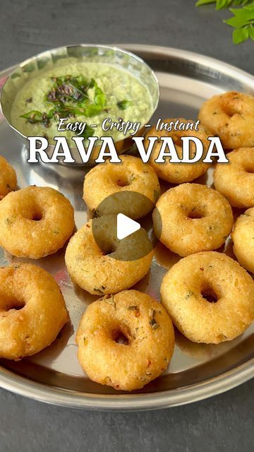 13M views · 446K likes | Atithi Sarwade on Instagram: "Rava Vada🤤
SHARE & SAVE💕
.
Follow @bank_of_delish_ for more recipes 💁🏻‍♀️
Try it and let me know🫶🏻
.
Ingredients:
2 Cups Water 
Salt as per taste🧂 
1 tsp Grated Ginger 🫚 
2 Finely Chopped Green Chilli (Optional)
1 tsp Chopped Curry leaves🌿 
1 tbsp Coriander leaves 🍃 
1 tsp Chilli Flakes 🌶️ 
1 tsp Oil
1 Cup Sooji/Rava
Deep Fry or Air Fry until Crispy
Enjoy with Coconut Chutney😍
.
.
.
.
#food #foodie #foodporn #cooking #instafood #recipes #yummy #homemade #delicious #foodphotography #foodblogger #foodstagram #healthyfood #snacks #snacksonsnacks #breakfastrecipes  #easyrecipes #vada #rava #sooji" Rava Vada Recipe, Wada Recipe, Chat Recipes, Chats Recipe, Peanut Chutney, Recipes Yummy, Coconut Chutney, Deep Fry, Kitchen Recipe