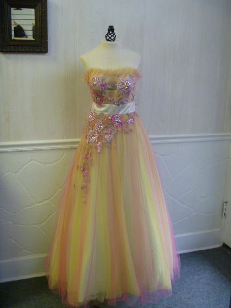 Size 8. Pale yellow with pink layer of tulle. Embroidered pink flowers & beading. white band at waist. Pink And Yellow Prom Dress, Yellow Ball Dresses, Justine Dancer, Prom Dresses Yellow, Dream Dresses, Future Outfit, Aline Dress, White Band, Pink And Yellow