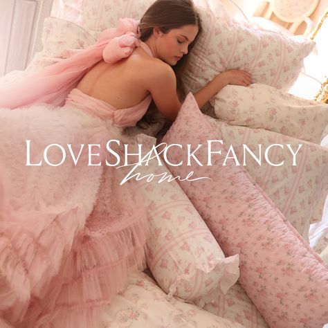 Loveshackfancy Aesthetic, Loveshackfancy Dress, Cottage Core Dresses, Love Shack Fancy, Heart Shaped Sunglasses, Travel Inspired, Rose Bouquet, Vintage Decor, Branding