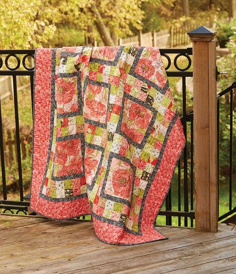 Pretty Poppy Floral Quilt Pattern from Fons & Porter | Quilting Daily Poppy Quilt, Floral Quilt Patterns, Big Block Quilts, Quilt Pattern Download, Ideas For Quilts, Keepsake Quilting, Quilts Patchwork, Large Floral Print, Easy Quilt Patterns