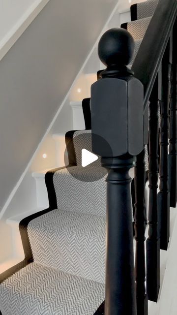 Hallway Ideas Black Bannister, Staircase Ideas Black, Black Stairs Painted, Stair Painting Ideas, Black Staircase With Runner, Carpet Runner On Stairs With Landing, Black Stairs With Runner, Painted Stairs With Runner, Stair Runners Ideas